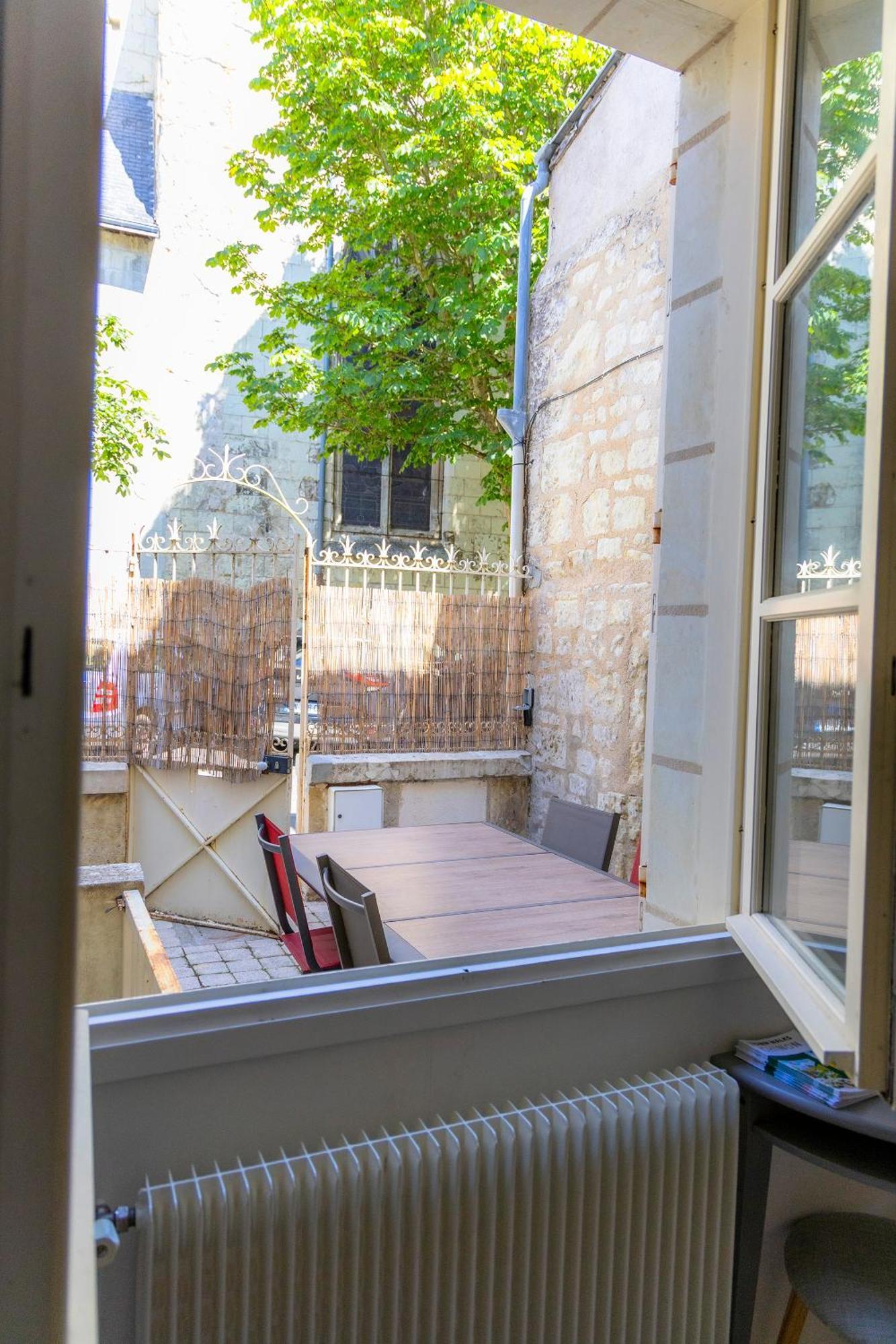 La Dodolela Villa Chinon Exteriör bild